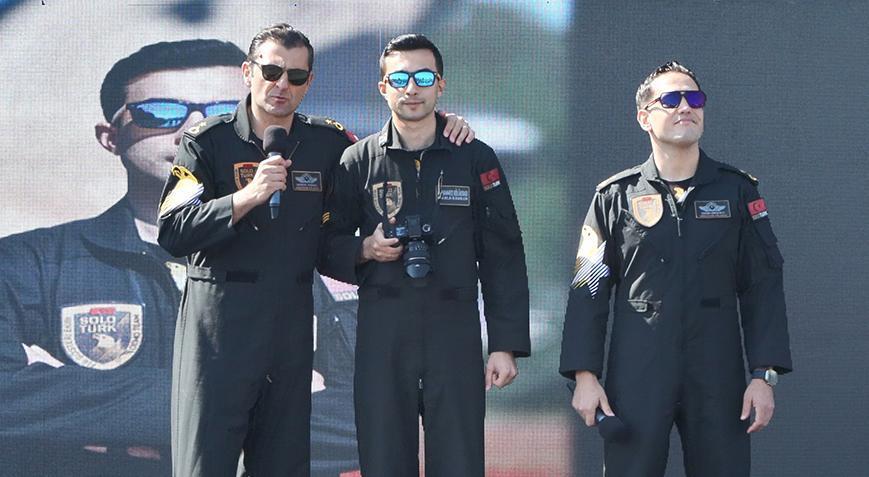 SOLOTÜRK hayranları ile buluştu: Mühimmatlarımızı Türk savunma sanayimiz üretiyor