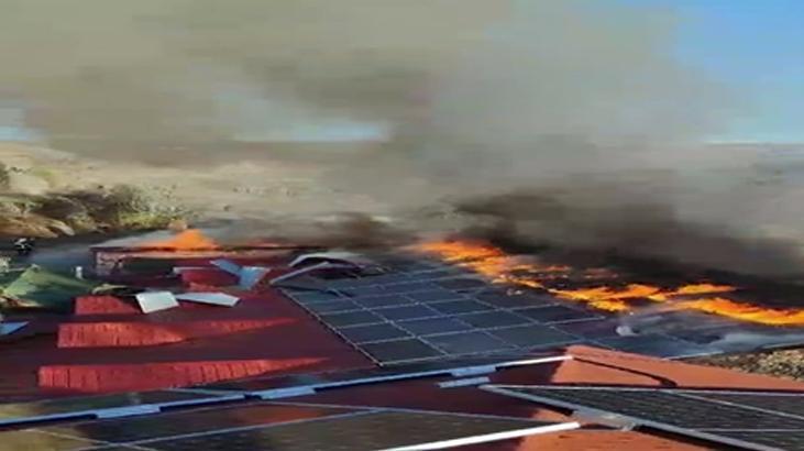 Bingöl’de termal tesisin çatısı yanarak küle döndü