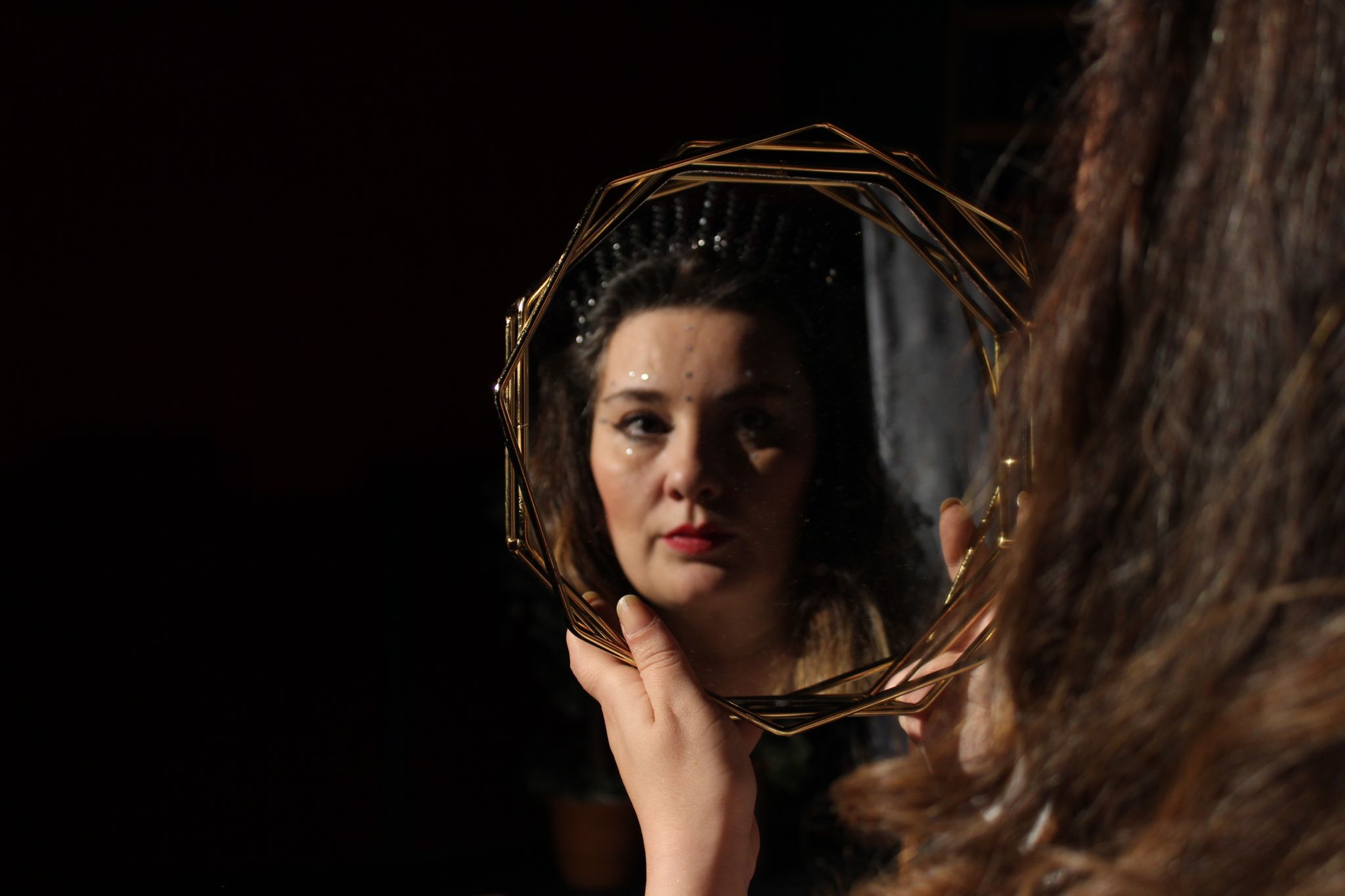 Sanatçı Yazar Oyuncu Yeşim Uludağ