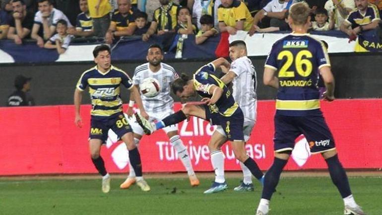 Ankaragücü maçı sonrası Beşiktaşlı yıldıza ilginç benzetme: Real Madrid dönemi Roberto Carlos gibi