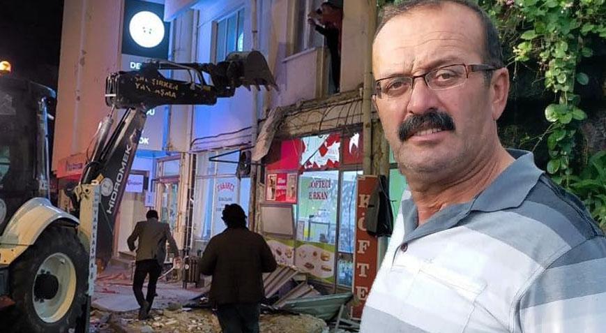 CHP ilçe binasında balkon çöktü! İlçe başkan yardımcısından kötü haber