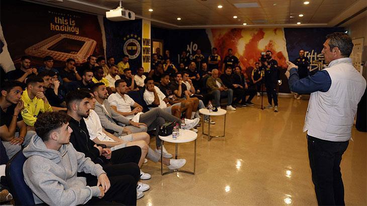 Fenerbahçe yönetimi, Olağanüstü Genel Kurul öncesi futbolcularla görüştü! İşte konuşulanlar