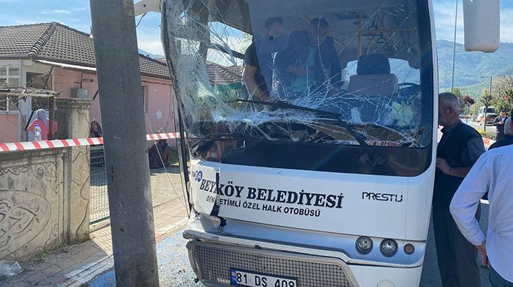 Halk otobüsü kaza yaptı! 12 kişi yaralandı