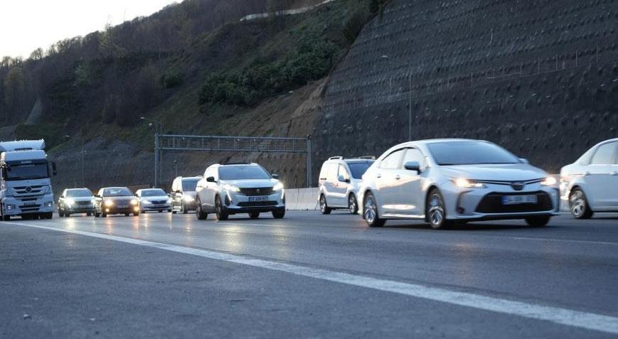 9 günlük Ramazan Bayramı tatili dün başladı! İşte yollarda son durum