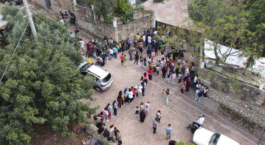 Tam 400 çocuk! Bayram harçlığını duyan sıraya girdi