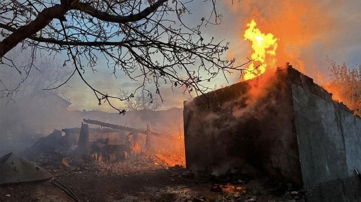 Çankırı’da çıkan yangında bir ev küle döndü