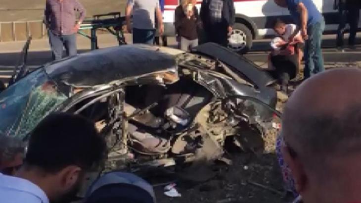 Erzurum’da kaza yapan otomobil tanınmaz hale geldi: 1 ölü, 6 yaralı