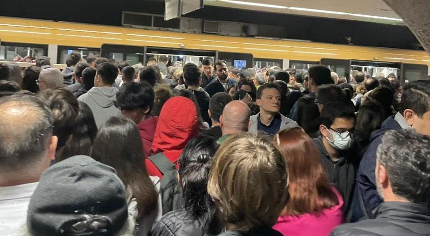 İstanbul’da metro arızası! Seferler yapılamıyor