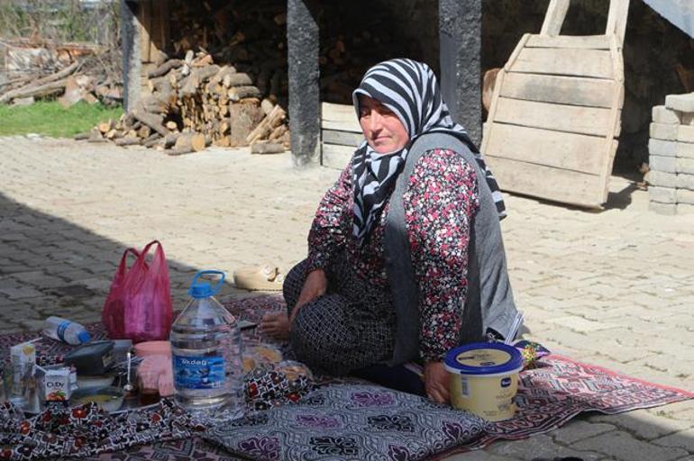 Deprem sonrası ortaya çıkan bulut şaşırttı