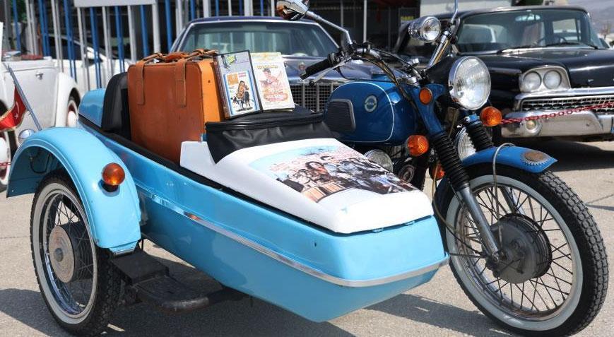 ‘Doktor Civanım filmindeki motosikletin orijinali bende’ dedi! Satışa çıkardı