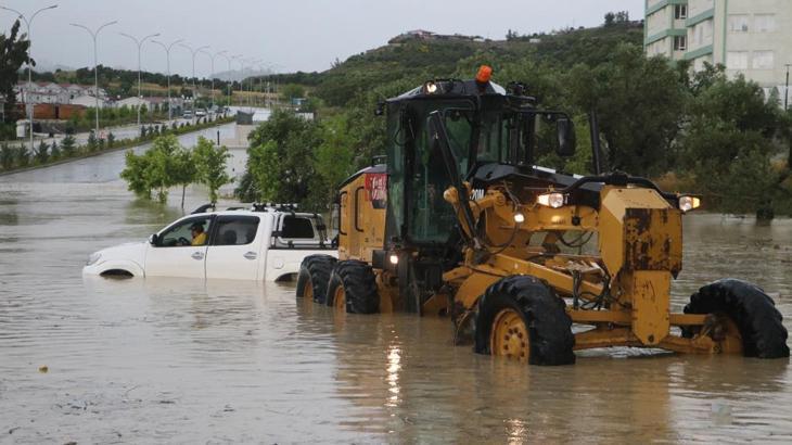 Hatay’da kuvvetli yağış nedeniyle 2 ilçede eğitime 1 gün ara