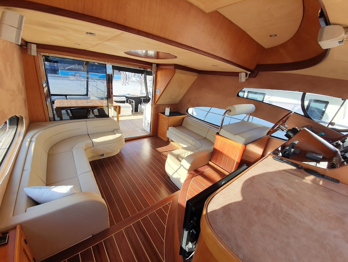 İstanbul’da Yat Kiralama Aden Yatçılık ile Yatta Yüzme Turları: Doğanın Tadını Çıkarın