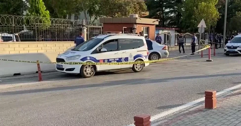 Konya’da Çifte Facia: Eşini Bıçaklayan Adam Cenaze ile Karakola Teslim Oldu