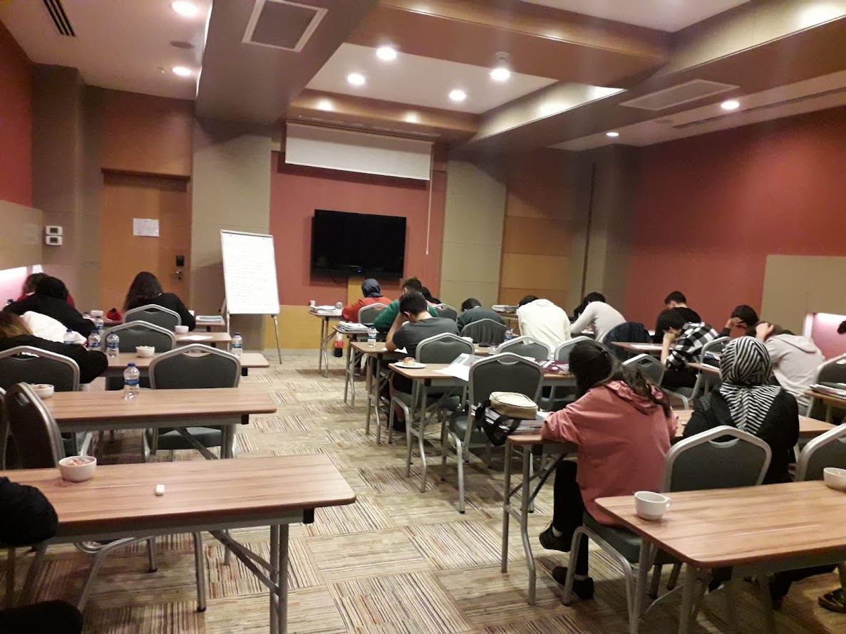 Başakşehir’de Sinan Tanrıverdi Eğitim Kurumları ile AYT Hazırlığınızı Tamamlayın