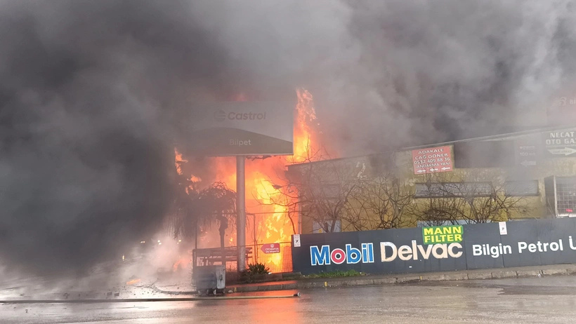 Bursa da Otomotiv Yağ Bayisinde Yangın Çıktı