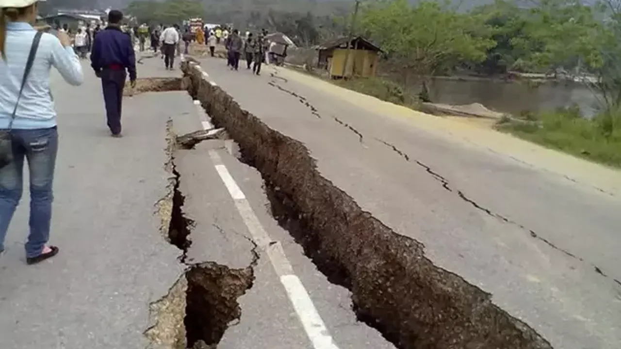 Myanmar’da Peş Peşe Şiddetli Depremler: Tayland ve Çin’de Hissedildi