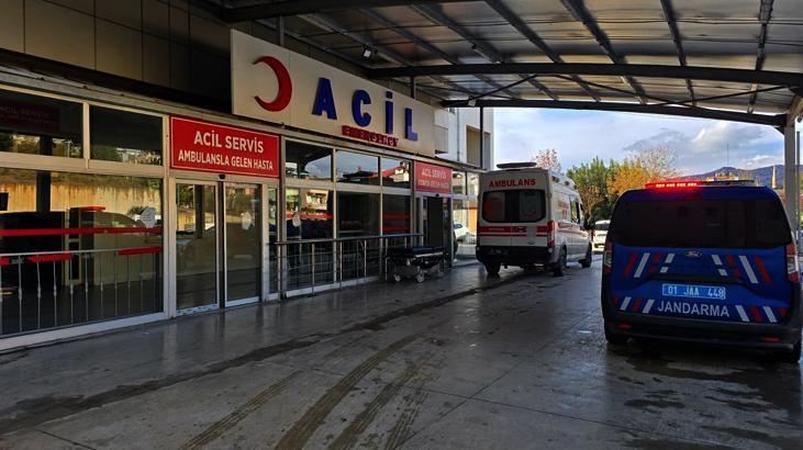 Adana Kozan’da Baba-Oğul Arasında Tartışma Kanlı Bitti: 1 Yaralı