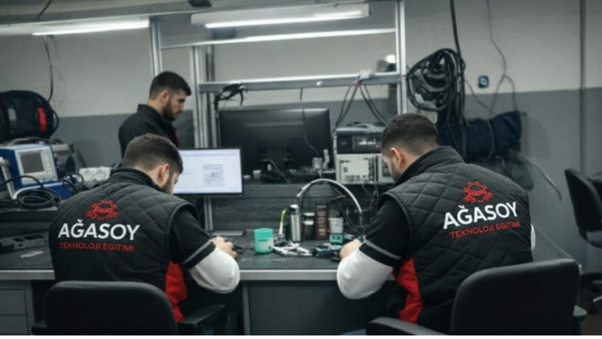 SANAYİDEN SAHNEYE ÇIKAN BAŞARI HİKÂYESİ: Ağasoy Akademi GÜNDEMDE