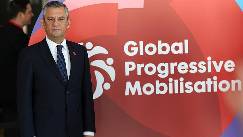 “Özgür Özel’den Barselona’da Demokrasi ve Dayanışma Vurgusu”