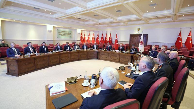 SAVUNMA SANAYİSİ DEĞERLENDİRME TOPLANTISI MSB’DE GERÇEKLEŞTİRİLDİ