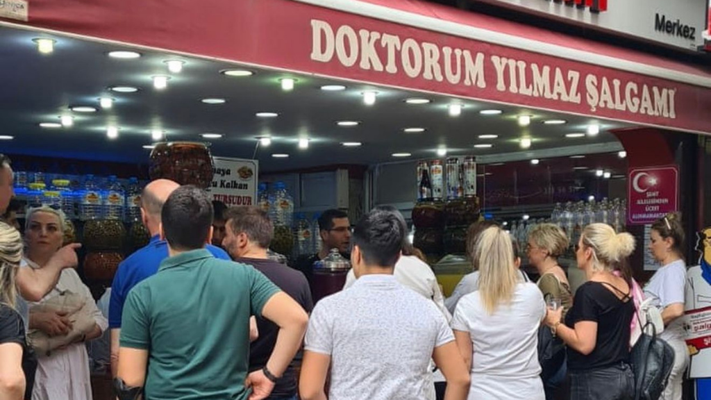 DOKTORUM YILMAZ ŞALGAMI’NA GELENEKSEL LEZZETLERDE ZİRVE ÖDÜLÜ