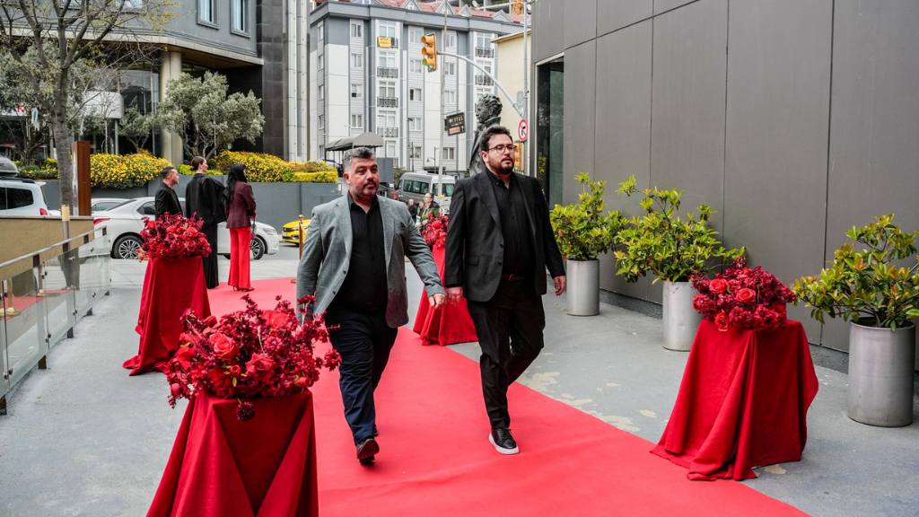 BEMATUR TEKNE ORGANİZASYON’A ALTIN ZİRVE’DE BÜYÜK ONUR