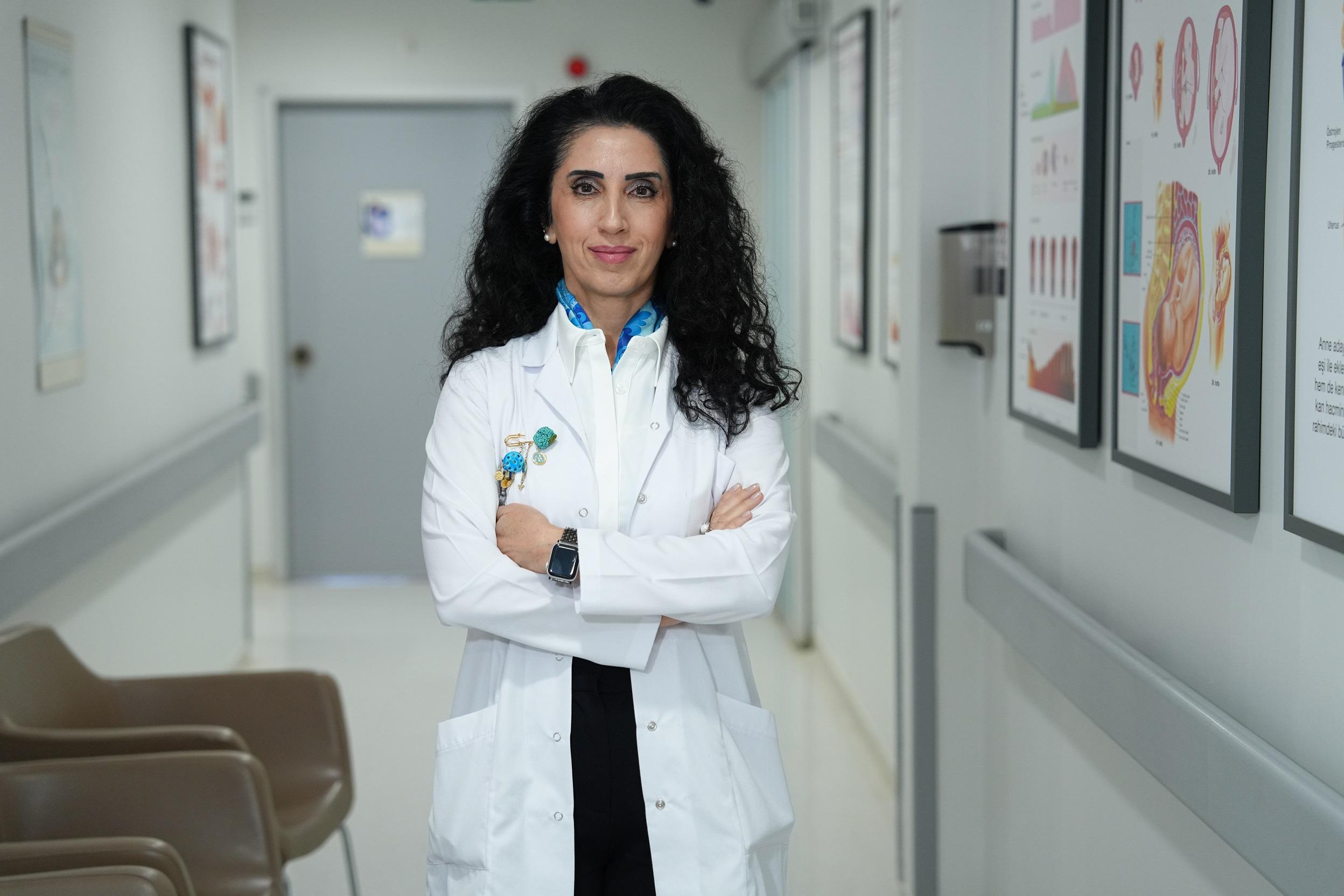 Dondurulmuş Gıdalarda “Gizli Zehir” Riski: Oda Sıcaklığı Bakteri Üretiyor!