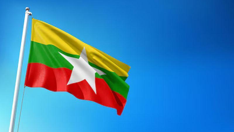 Myanmar’da Facia: Bambu Yüklü Kamyon Devrildi, 16 Ölü!