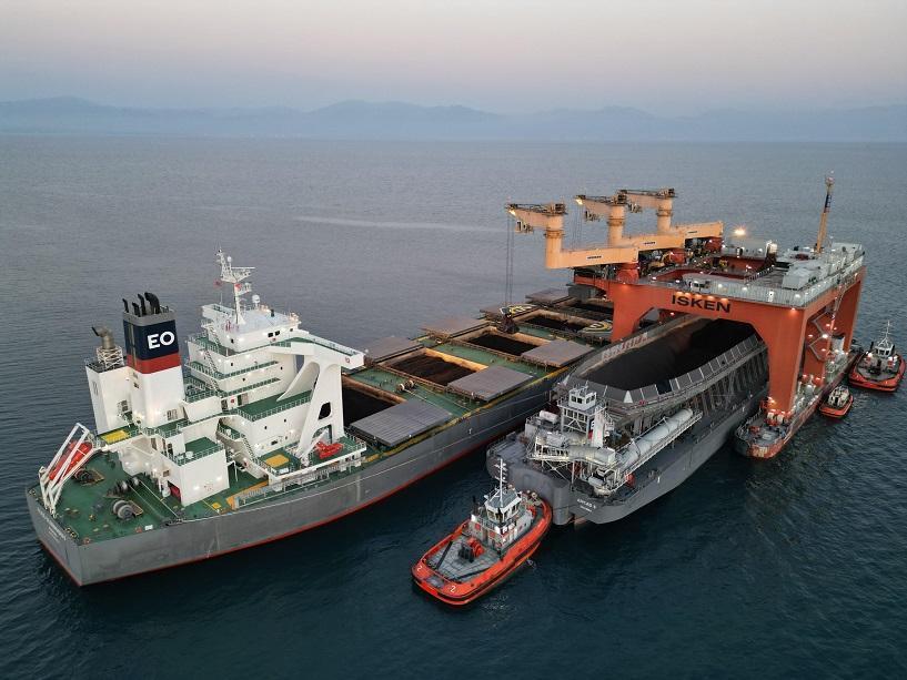 İskenderun Körfezi’nde Kritik Enerji Operasyonu! Kömür Aktarımında Transshipper Sistemi Hayati Rol Oynuyor