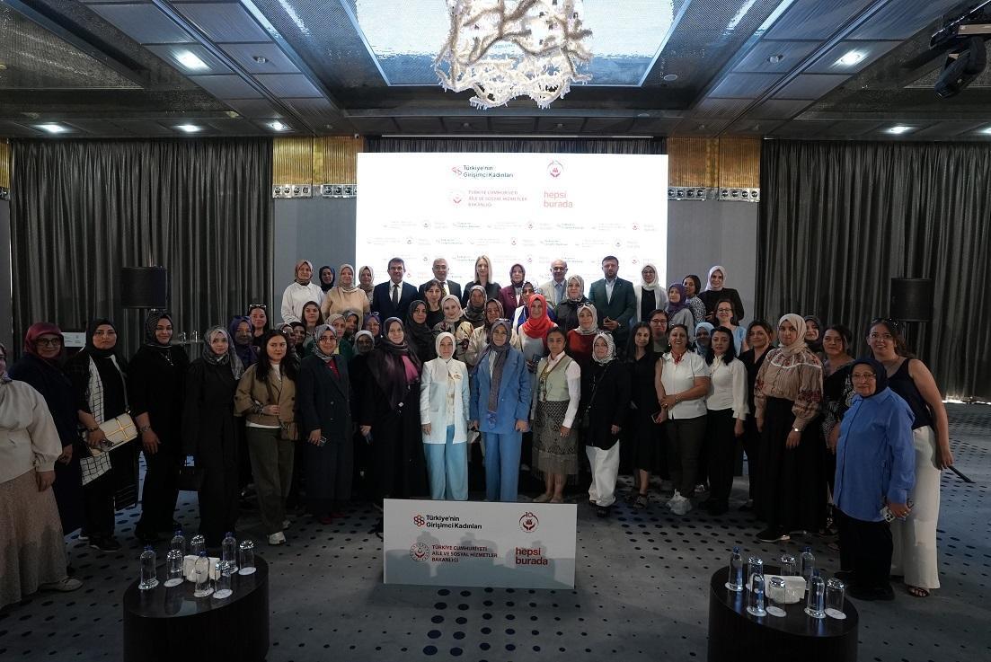 Girişimci Kadınlara Dijital Ticaret Desteği Bursa’da Sürüyor