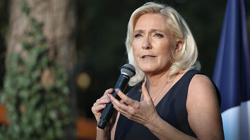 Marine Le Pen’den Dikkat Çeken Çıkış! Mahkeme Kararına Rağmen Adaylığını İlan Etti