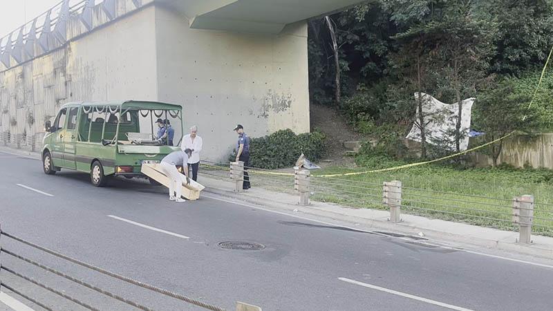 Kağıthane Tüneli Yakınındaki Ağaçlık Alanda Erkek Cesedi Bulundu