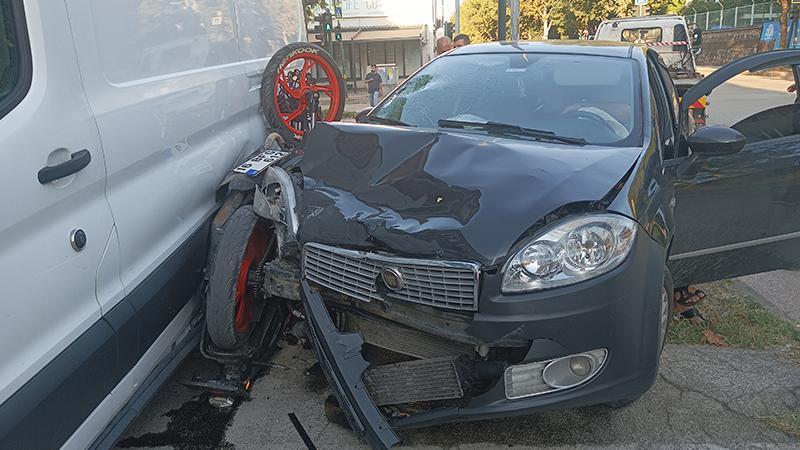 Bursa’da otomobil ile motosiklet çarpıştı: Motosiklet sürücüsü ağır yaralandı
