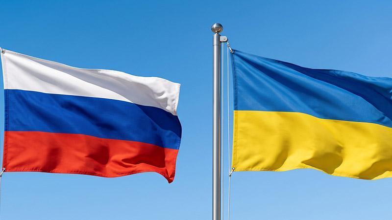 Zelenskiy duyurdu: Rusya’nın Novorossiysk Deniz Üssü hedef alındı