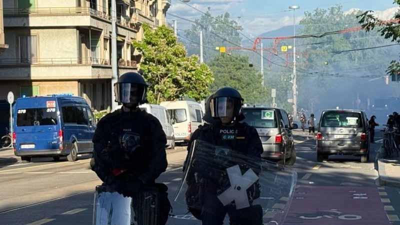 Schachen’de etkinlik sırasında silahlı saldırı: 1 ölü, 5 yaralı