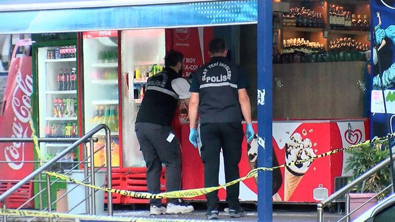 Sancaktepe’de tekel bayisi kurşunlandı: Şüpheliler kaçtı