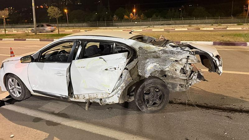 Niksar’da iki otomobil çarpıştı: 3 yaralı