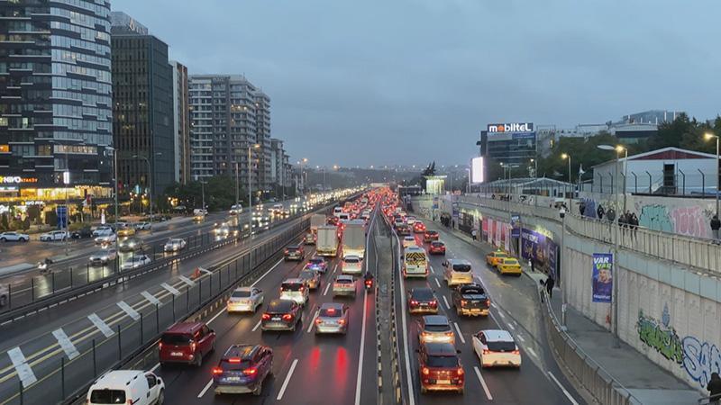İstanbul’da trafik yoğunluğu yüzde 78’e ulaştı