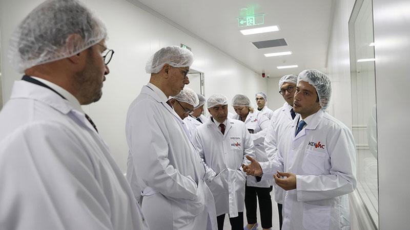 Bakan Memişoğlu, Ankara’da Keyvac Biyolojik Ürünler tesisini ziyaret etti