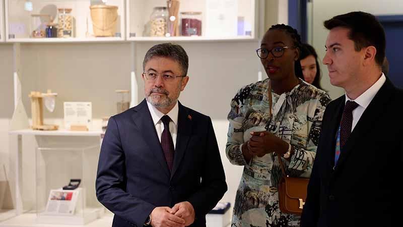 İbrahim Yumaklı’dan FAO Müzesi ziyareti